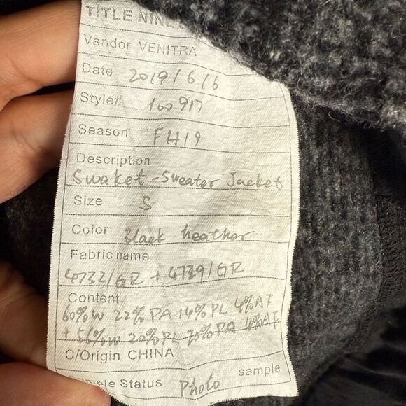 Title Nine Women Small Wool Blend Zip Front Swacket Sweater Jacket Black Pockets - Picture 2 of 7